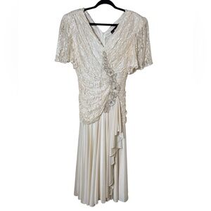 Size 10 Elegant Cream Lace Wedding Dress